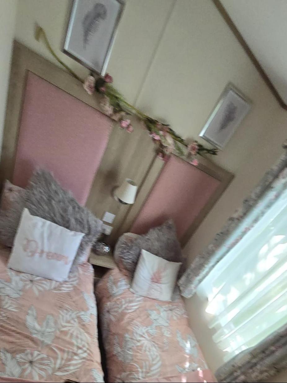 Luxury Lakeside Caravan With Hottub And Private Fishing Peg, Tattershall Lakes 外观 照片
