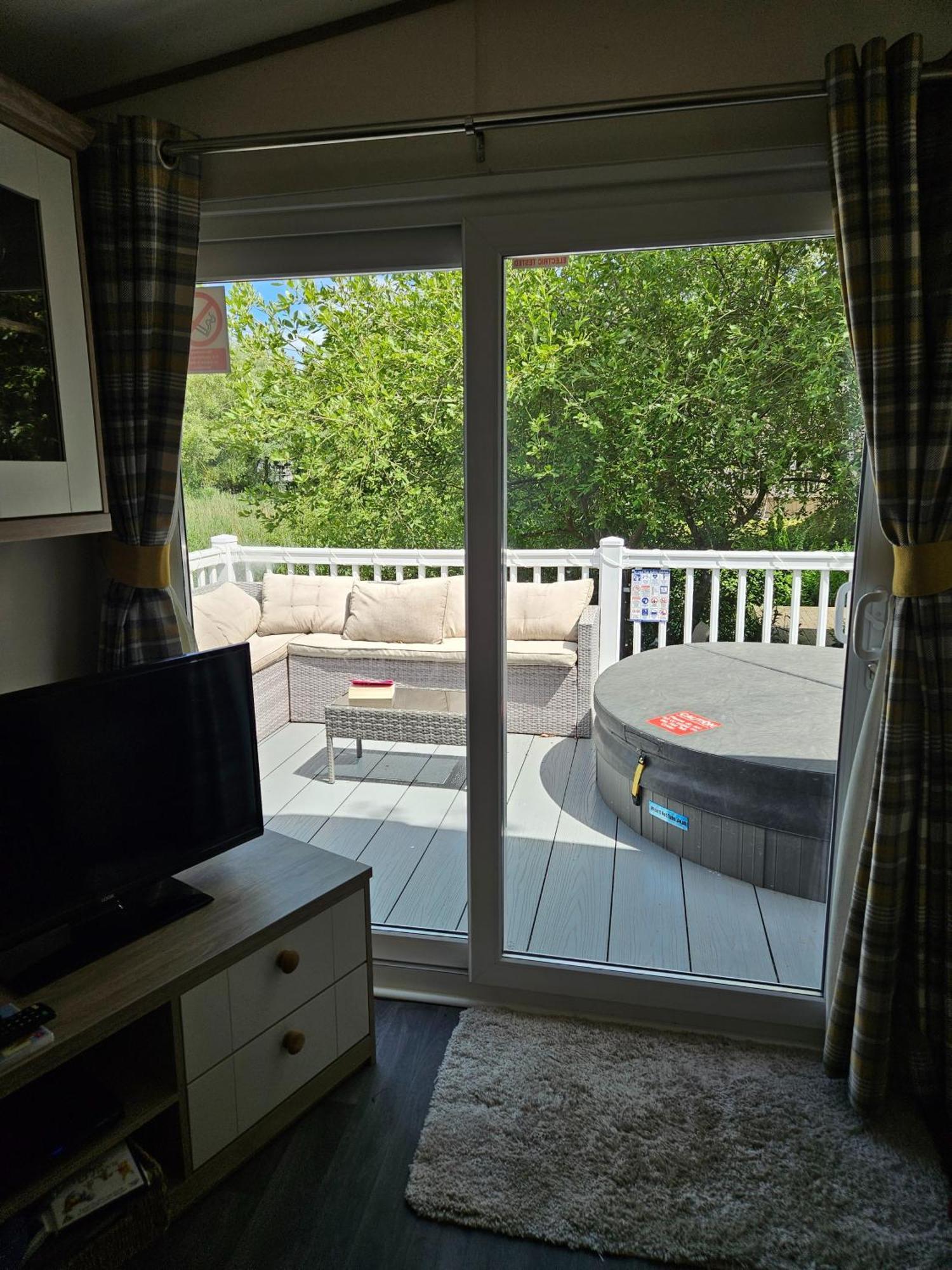 Luxury Lakeside Caravan With Hottub And Private Fishing Peg, Tattershall Lakes 外观 照片